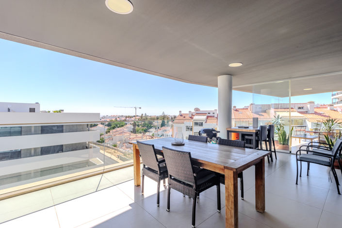 Image No.8-3 Bed Apartment for sale