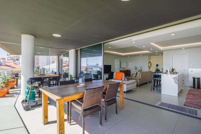 Image No.9-3 Bed Apartment for sale