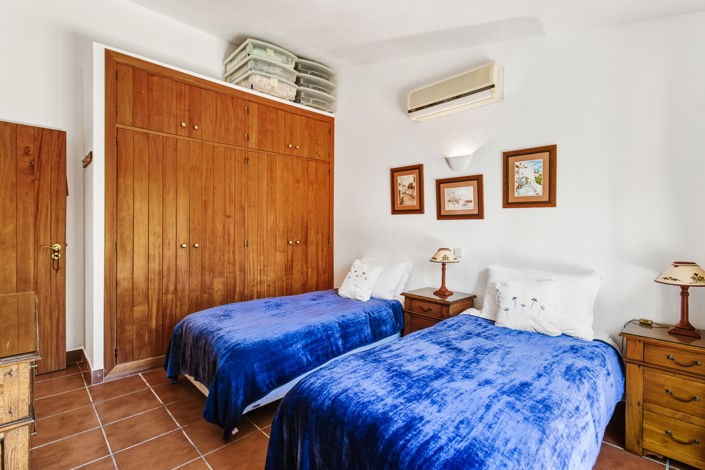 Image No.29-4 Bed Villa for sale