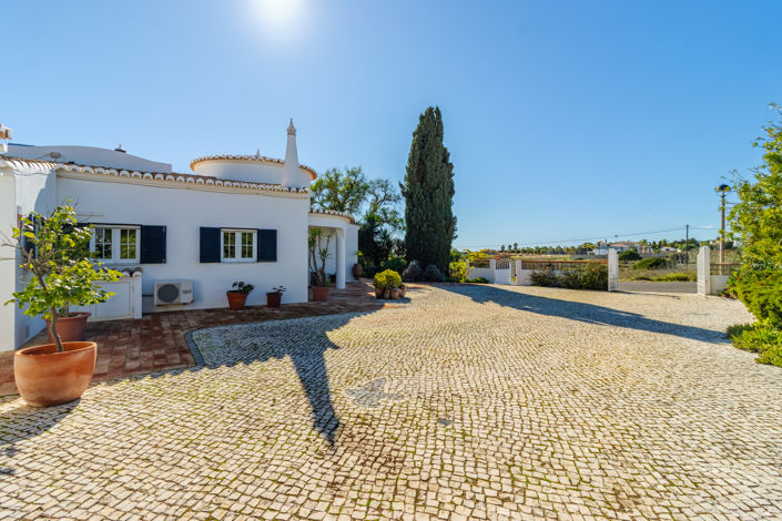 Image No.56-4 Bed Villa for sale