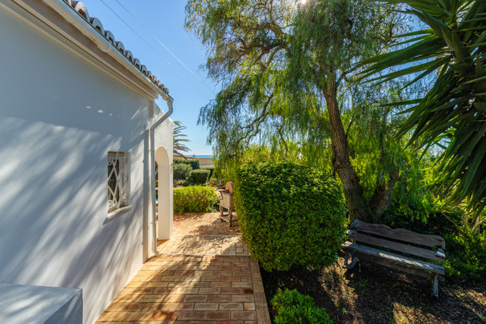 Image No.58-4 Bed Villa for sale