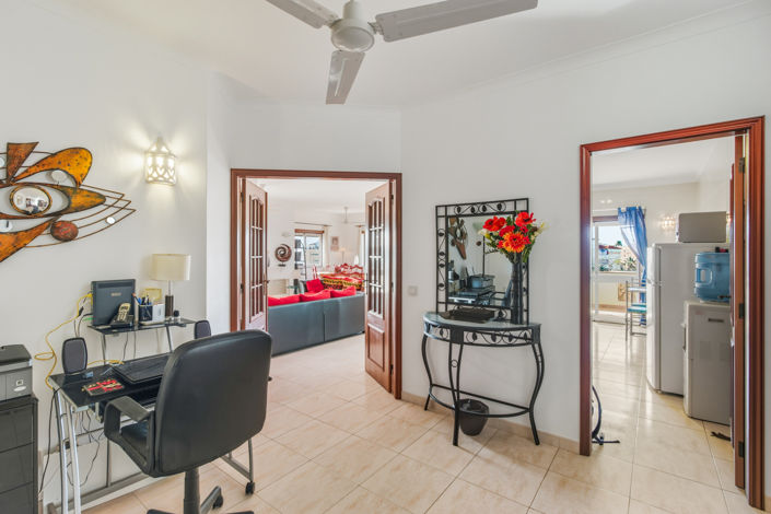 Image No.12-2 Bed Apartment for sale