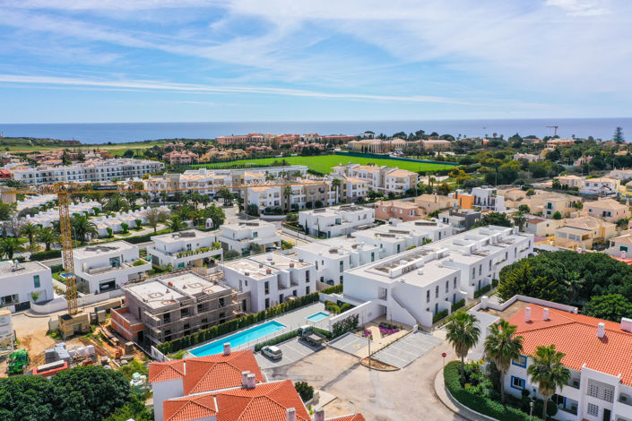 Image No.31-3 Bed Townhouse for sale