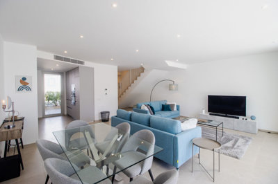 Dining area to Living.jpg