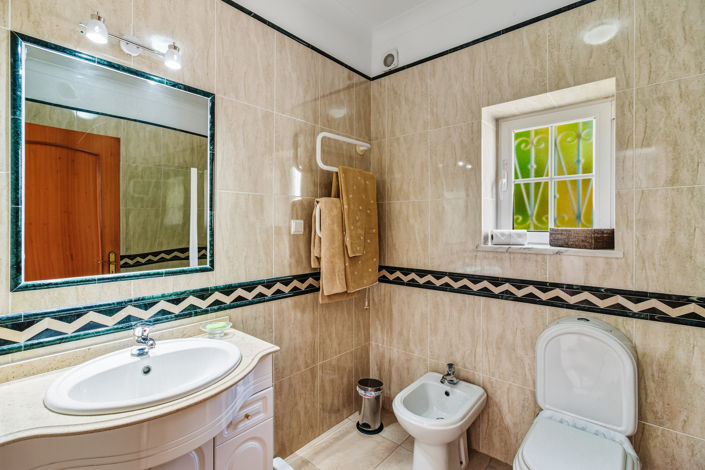 Image No.19-3 Bed Villa for sale