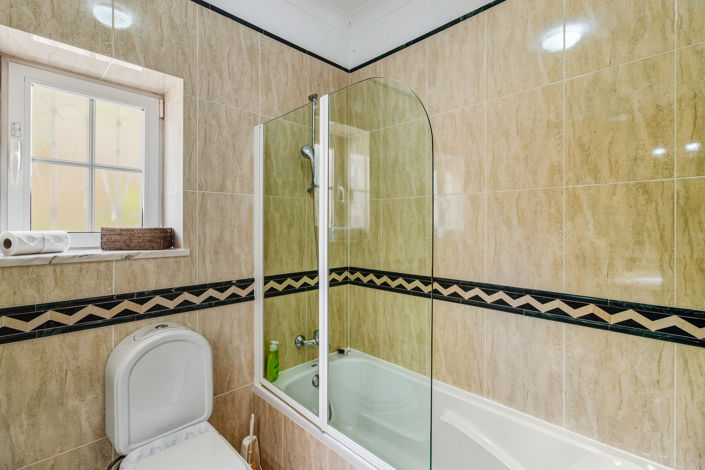 Image No.20-3 Bed Villa for sale