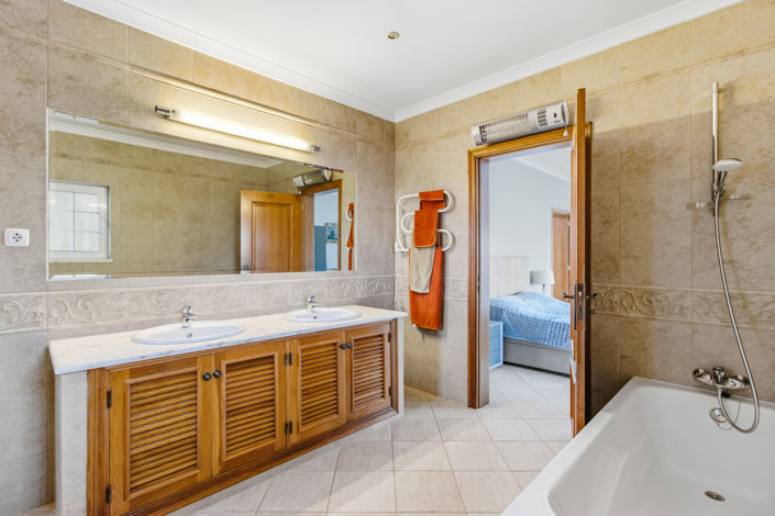 Image No.49-Villa de 4 chambres à vendre à Vila do Bispo