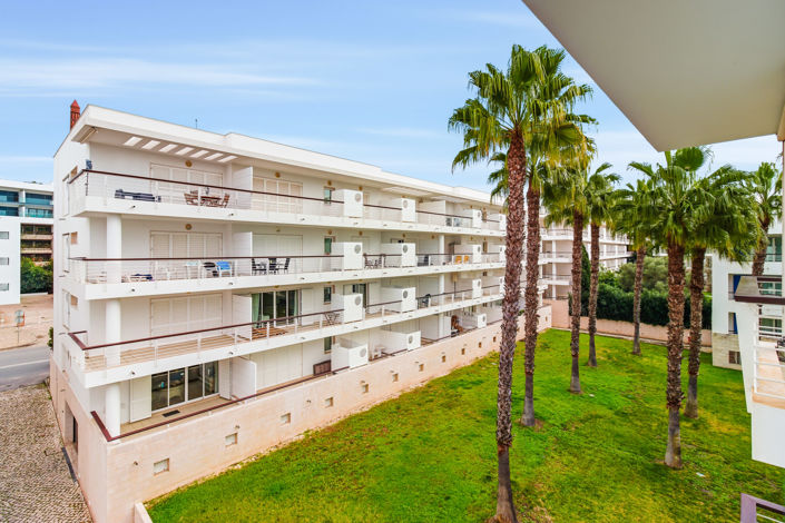 Image No.18-2 Bed Apartment for sale