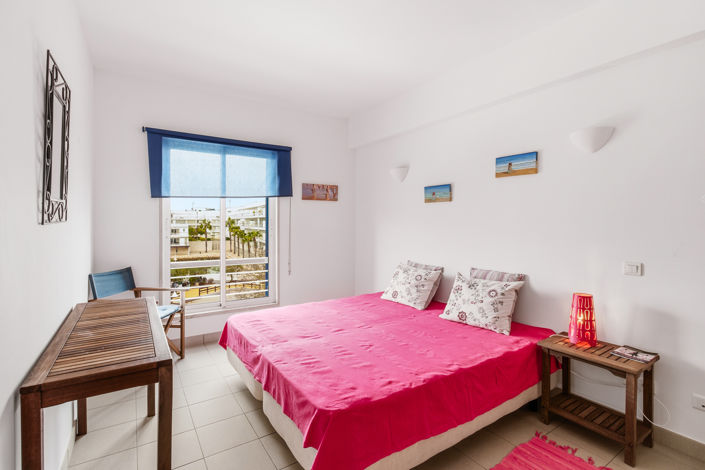 Image No.25-2 Bed Apartment for sale