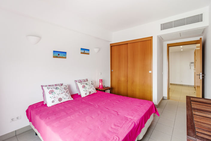 Image No.25-2 Bed Apartment for sale