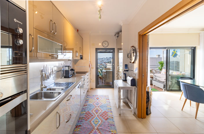 Image No.13-3 Bed Apartment for sale