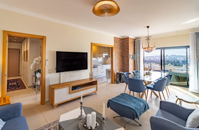 Living room 4  (1).jpg