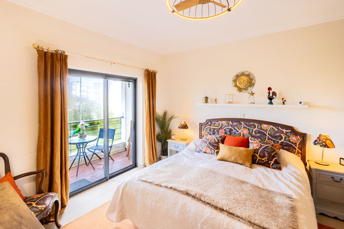 Image No.39-3 Bed Apartment for sale