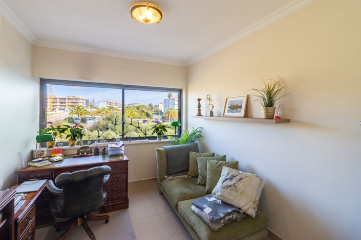 Image No.46-3 Bed Apartment for sale