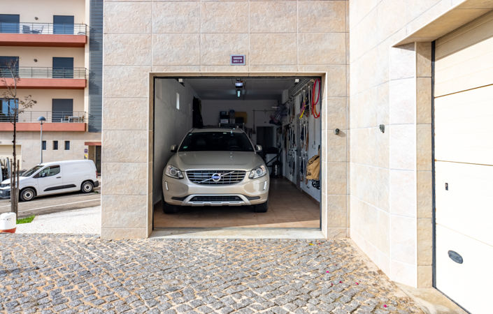 Image No.49-3 Bed Apartment for sale