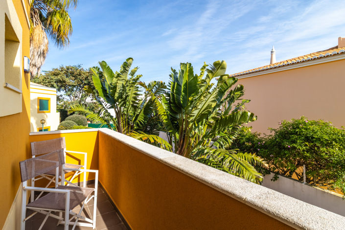 Image No.22-1 Bed Townhouse for sale