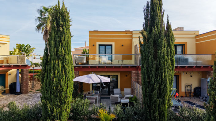 Image No.27-1 Bed Townhouse for sale