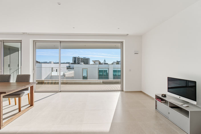 Image No.14-2 Bed Apartment for sale