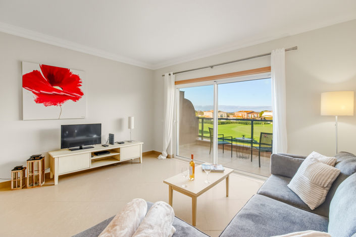 Image No.2-Maison de ville de 2 chambres à vendre à Lagos