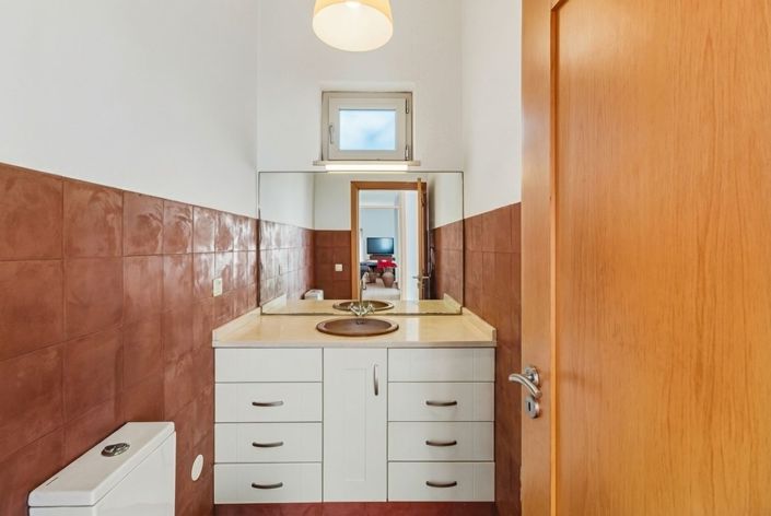 Image No.18-4 Bed Villa for sale