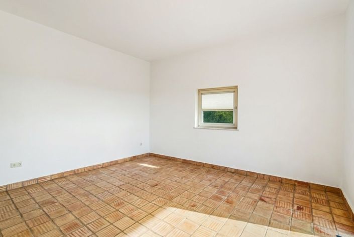 Image No.23-4 Bed Villa for sale