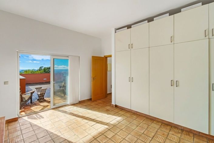 Image No.24-4 Bed Villa for sale