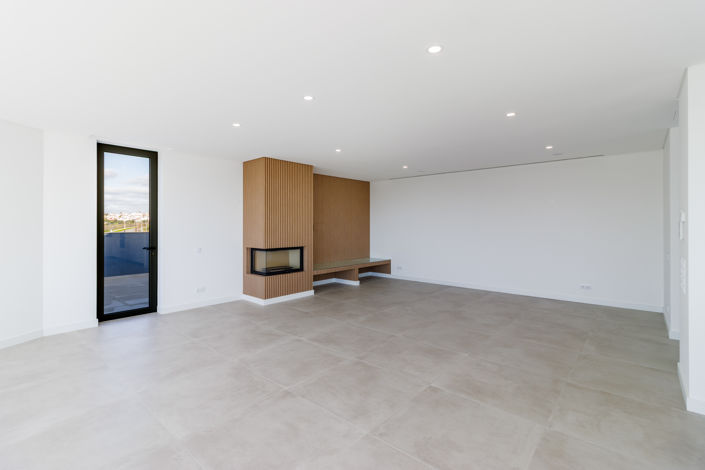 Image No.3-4 Bed Villa for sale