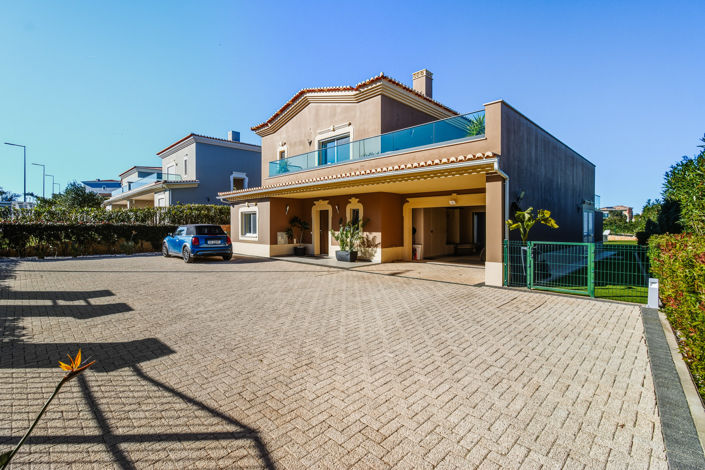 Image No.40-4 Bed Villa for sale