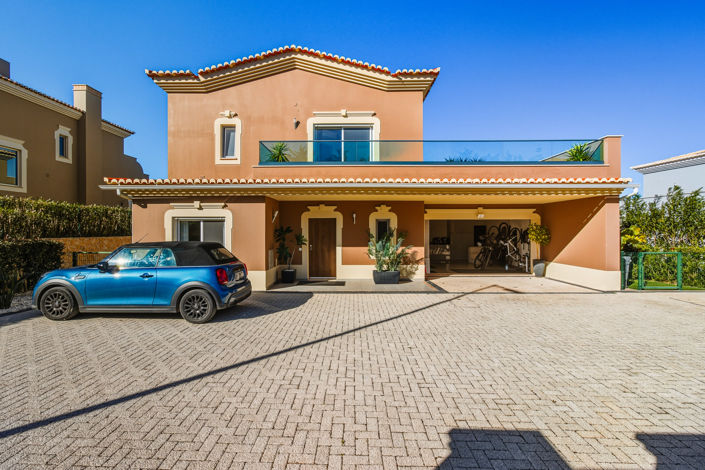 Image No.42-4 Bed Villa for sale