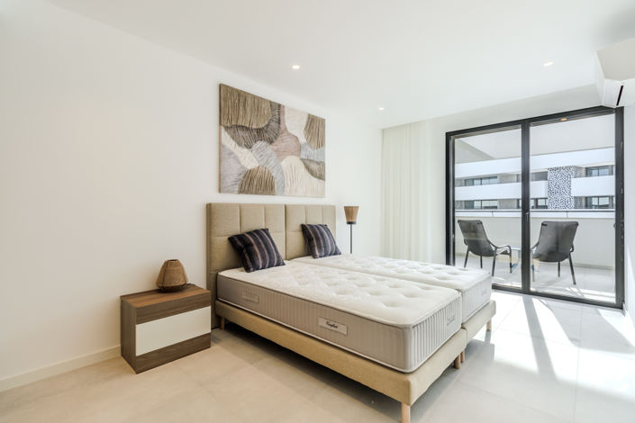 Image No.8-2 Bed Apartment for sale