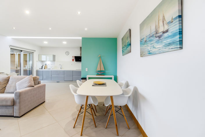 Image No.10-2 Bed Apartment for sale