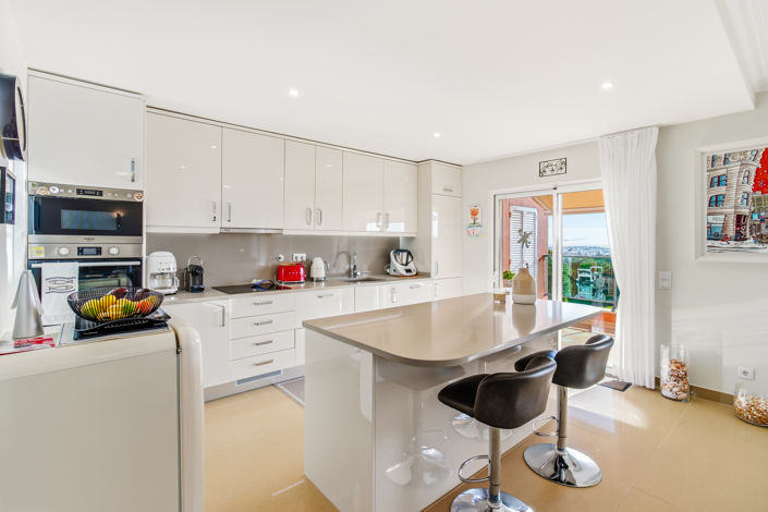 Image No.11-2 Bed Apartment for sale