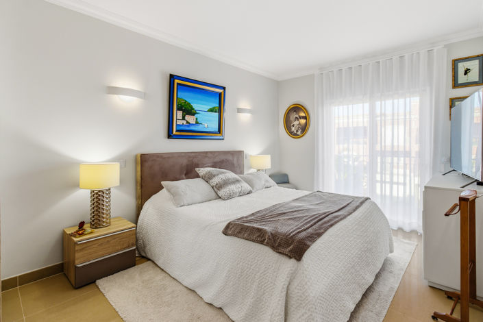 Image No.16-2 Bed Apartment for sale