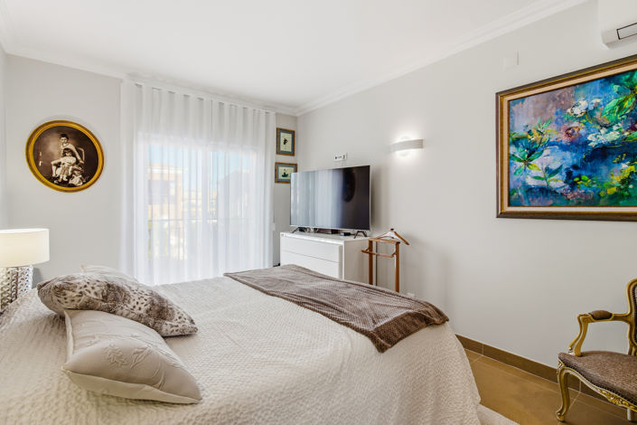 Image No.17-2 Bed Apartment for sale