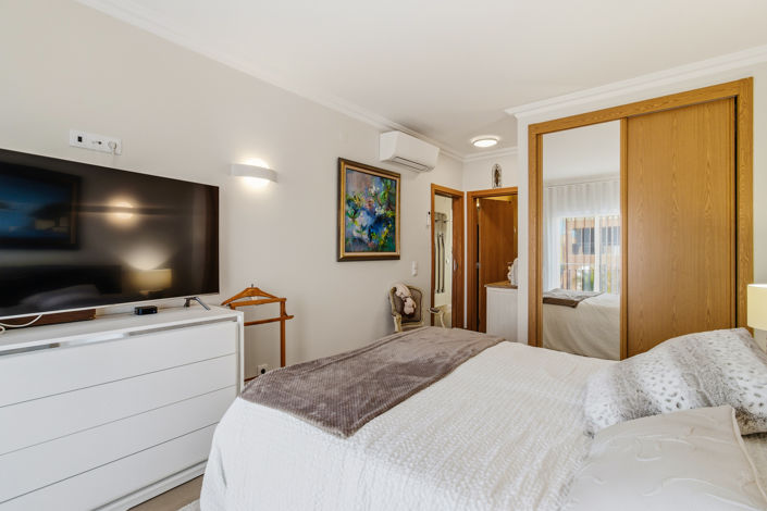 Image No.18-2 Bed Apartment for sale