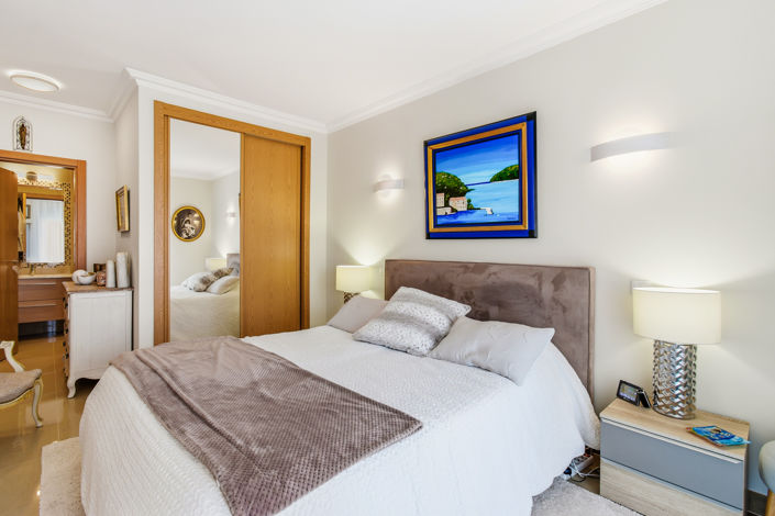 Image No.19-2 Bed Apartment for sale