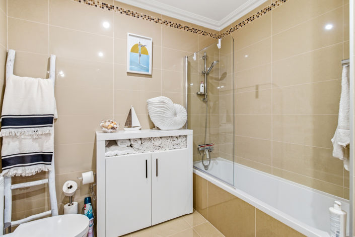 Image No.21-2 Bed Apartment for sale