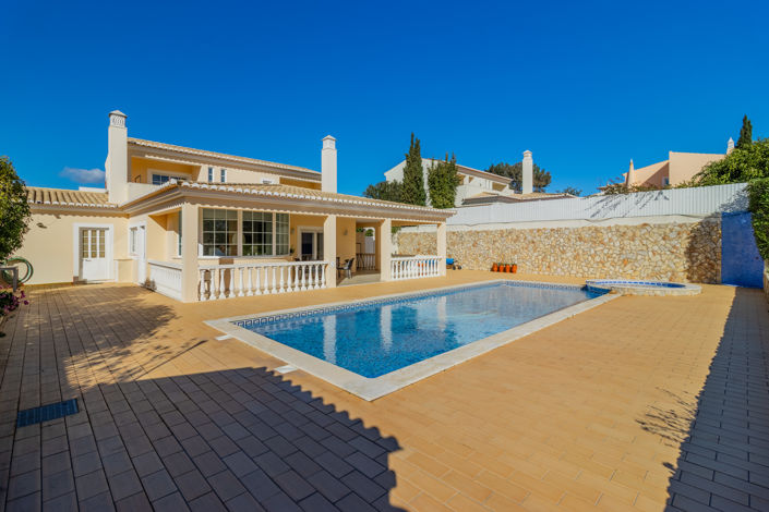 Image No.3-4 Bed Villa for sale