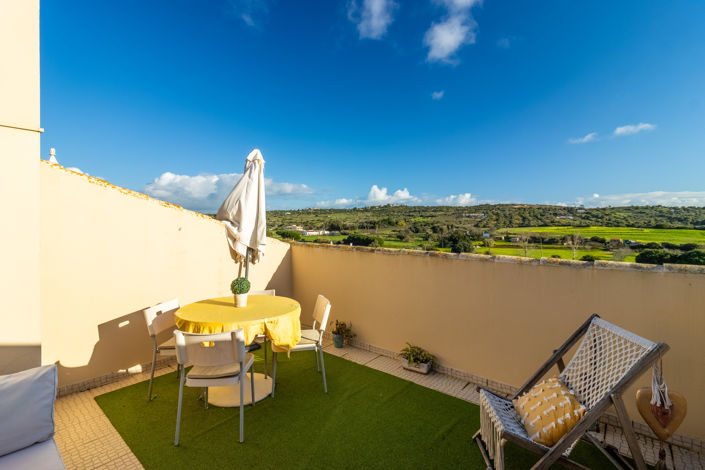 Image No.25-2 Bed Apartment for sale