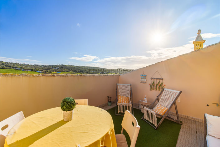 Image No.27-2 Bed Apartment for sale