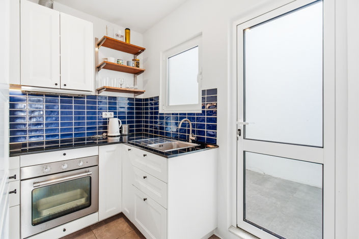 Image No.13-2 Bed Townhouse for sale