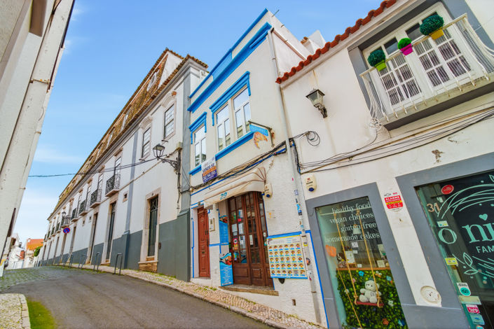 Image No.22-2 Bed Townhouse for sale