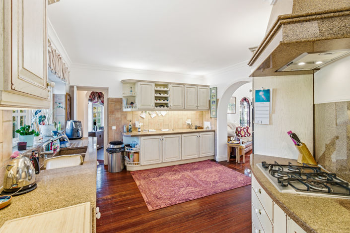 Image No.18-6 Bed Villa for sale