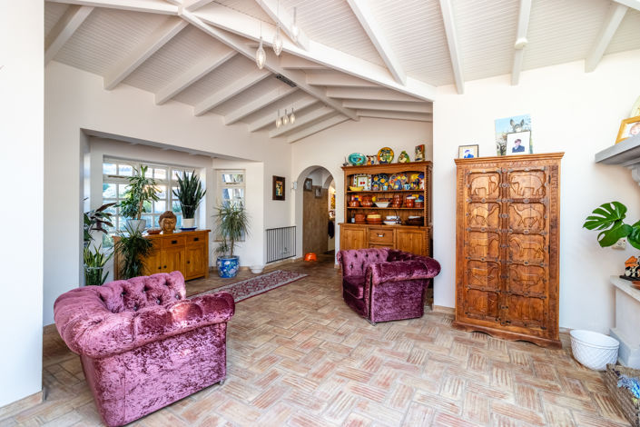 Image No.21-6 Bed Villa for sale