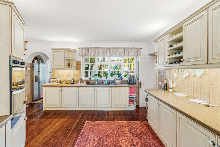 Image No.26-6 Bed Villa for sale