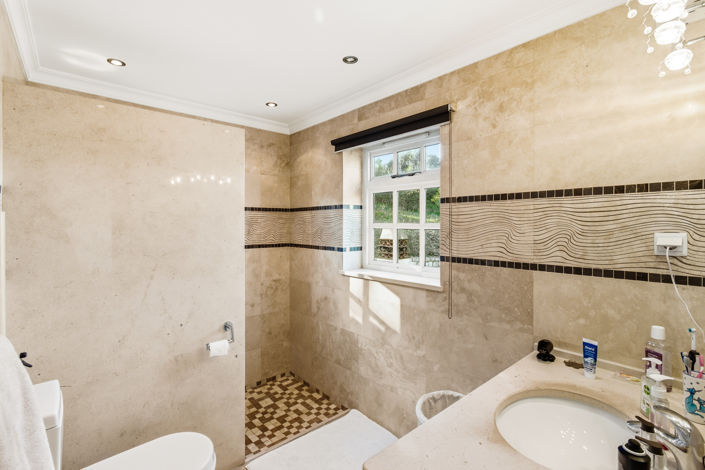 Image No.29-6 Bed Villa for sale