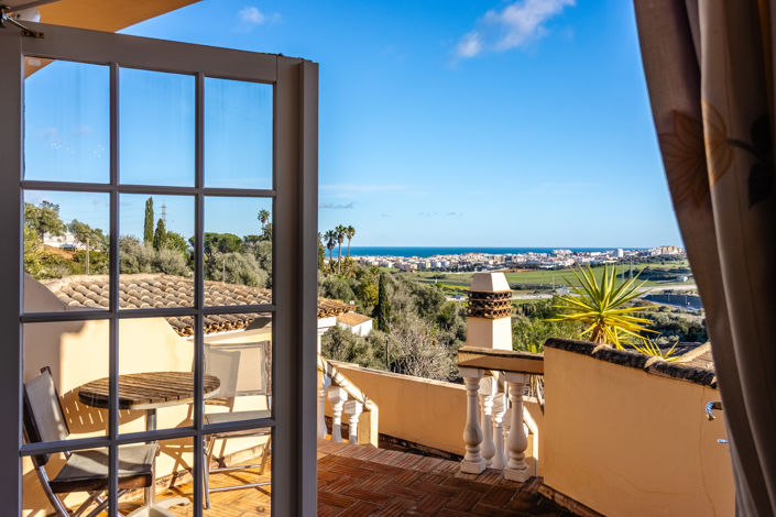 Image No.3-6 Bed Villa for sale