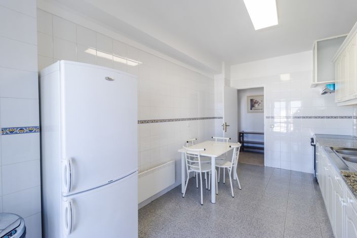 Image No.13-2 Bed Apartment for sale