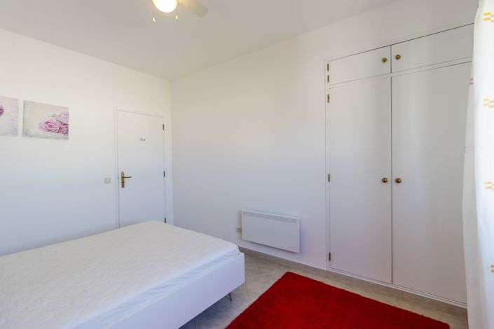 Image No.21-2 Bed Apartment for sale