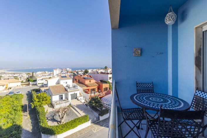 Image No.22-2 Bed Apartment for sale